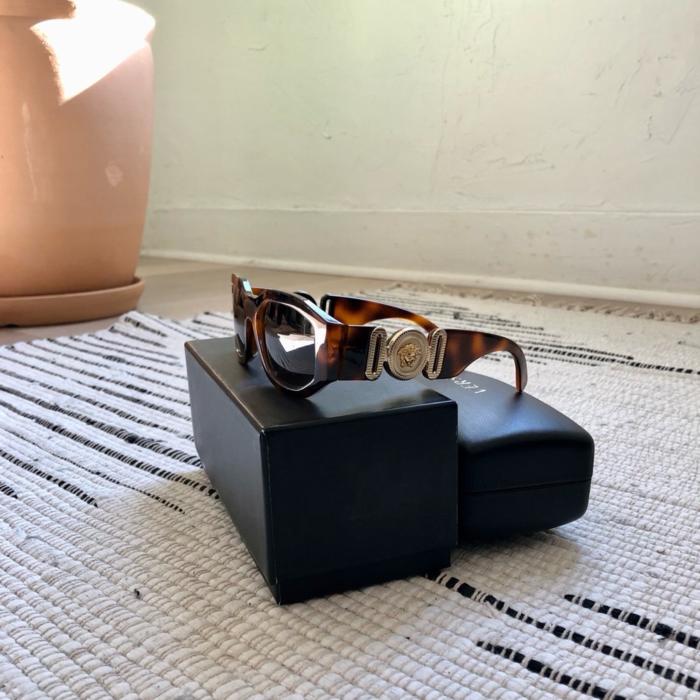 Versace Medusa Biggie Sunglasses in Havana